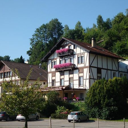 Hotel Restaurant Le Chalet Cortaillod Bagian luar foto